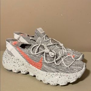 Nike Space Hippie “Summer White Hyper Crimson”